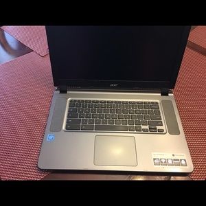 Like New Acer Chromebook 15 Laptop.